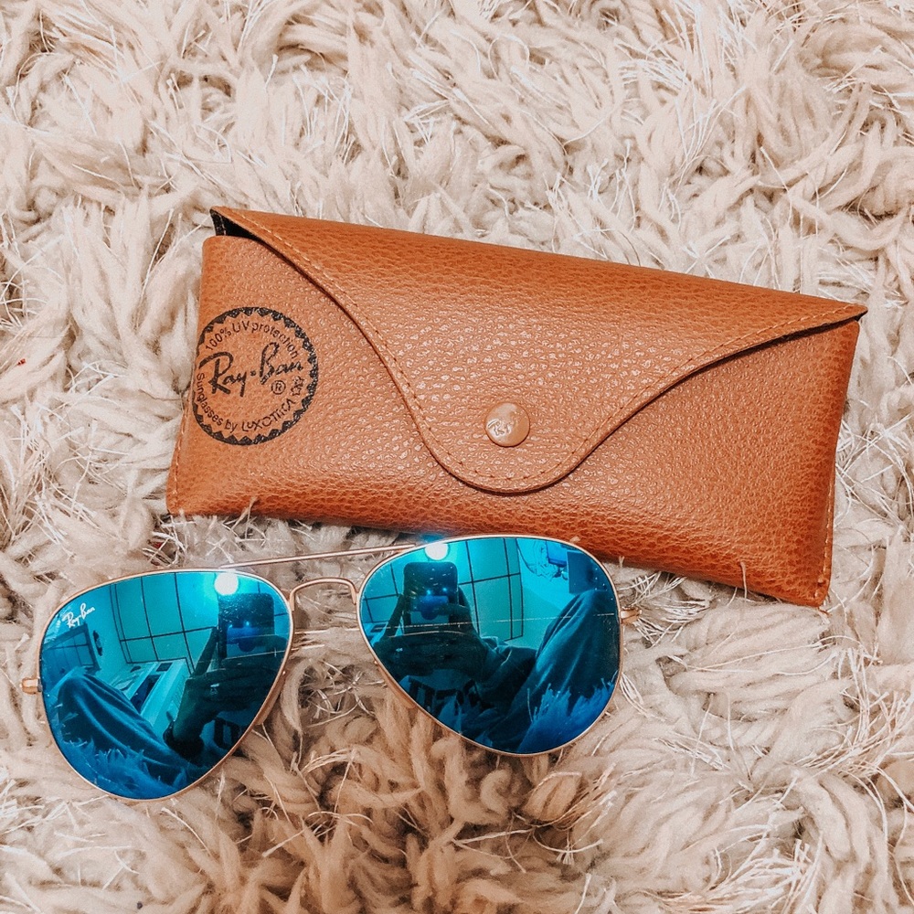Blue Mirrored Ray Ban Aviators